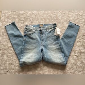 NWT MOTHER jeans - The Stunner Ankle Fray - Size 27